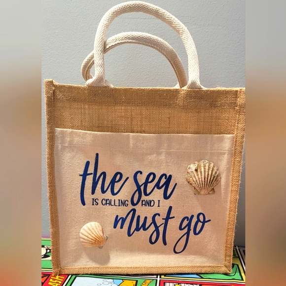 unknown Handbags - Tote beach or everyday bag